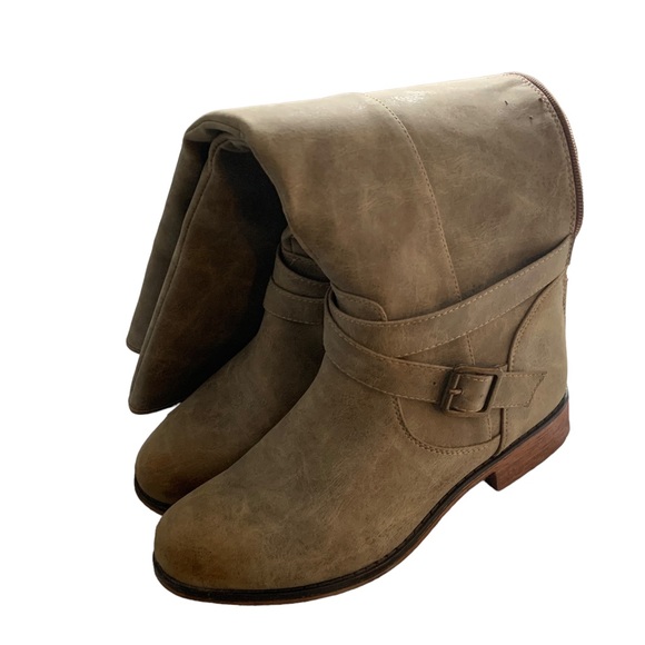 Reitman Women’s Faux Leather Boots - Picture 2 of 3